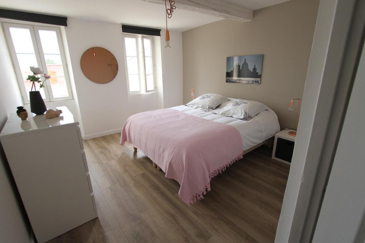 Maison Avec Piscine Et Jardin- 4 Chambres 8 Pers Cuers Exterior foto